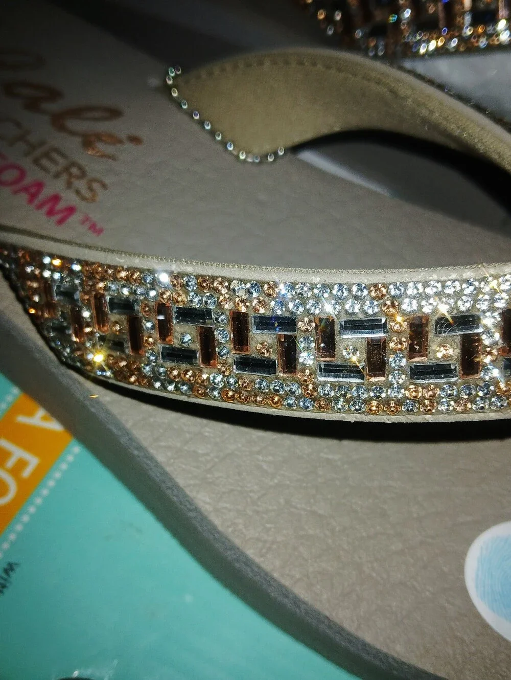 NWT Women's Vega Cali Sketchers Wedges.